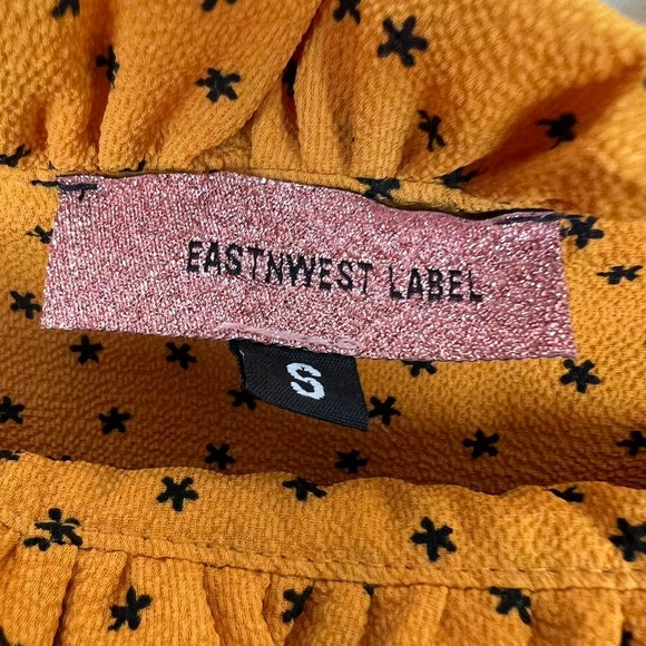 Eastnwest Label Yellow Star Crop Top Size Small - Picture 9 of 10